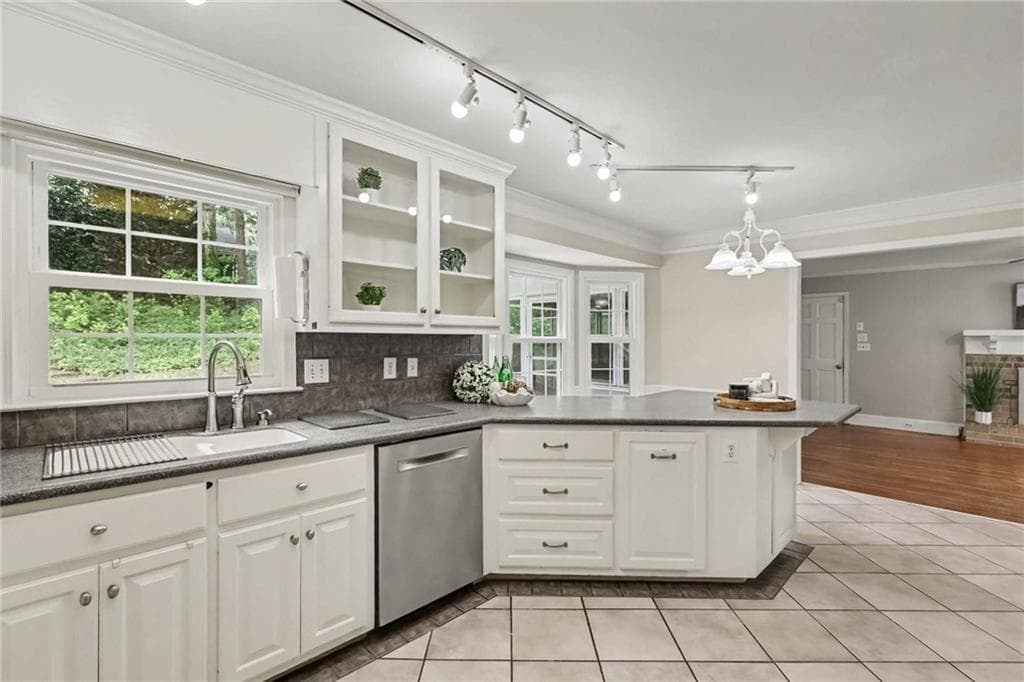 5 bedroom, 4 bathroom, 3,574 sq ft single family residence for sale at 3993 Northlake Creek Drive, Tucker, GA 30084 — photo 8