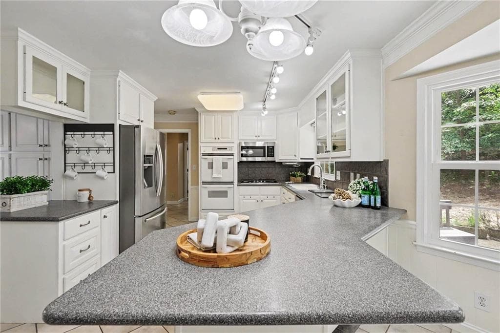 5 bedroom, 4 bathroom, 3,574 sq ft single family residence for sale at 3993 Northlake Creek Drive, Tucker, GA 30084 — photo 10