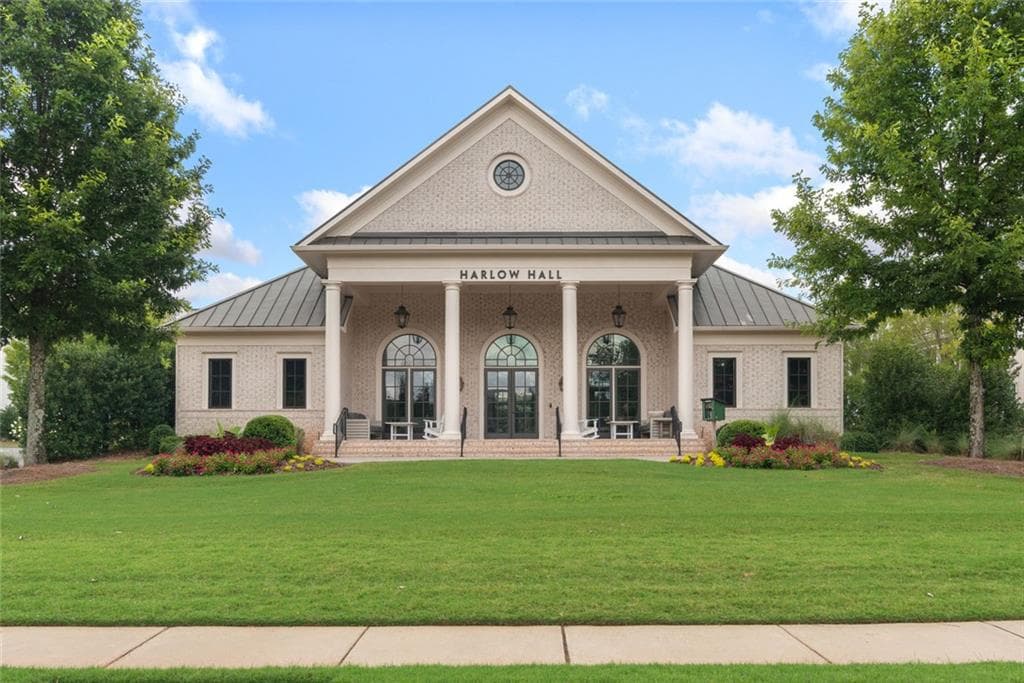 3 bedroom, 4 bathroom, 2,800 sq ft townhouse sold at 1002 Milhaven Drive, Roswell, GA 30076