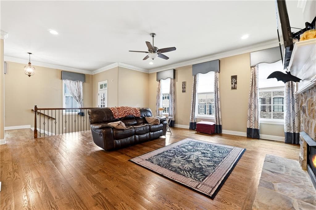 3 bedroom, 3 bathroom, 3,208 sq ft townhouse for sale at 265 Trecastle Square, Canton, GA 30114 — photo 8
