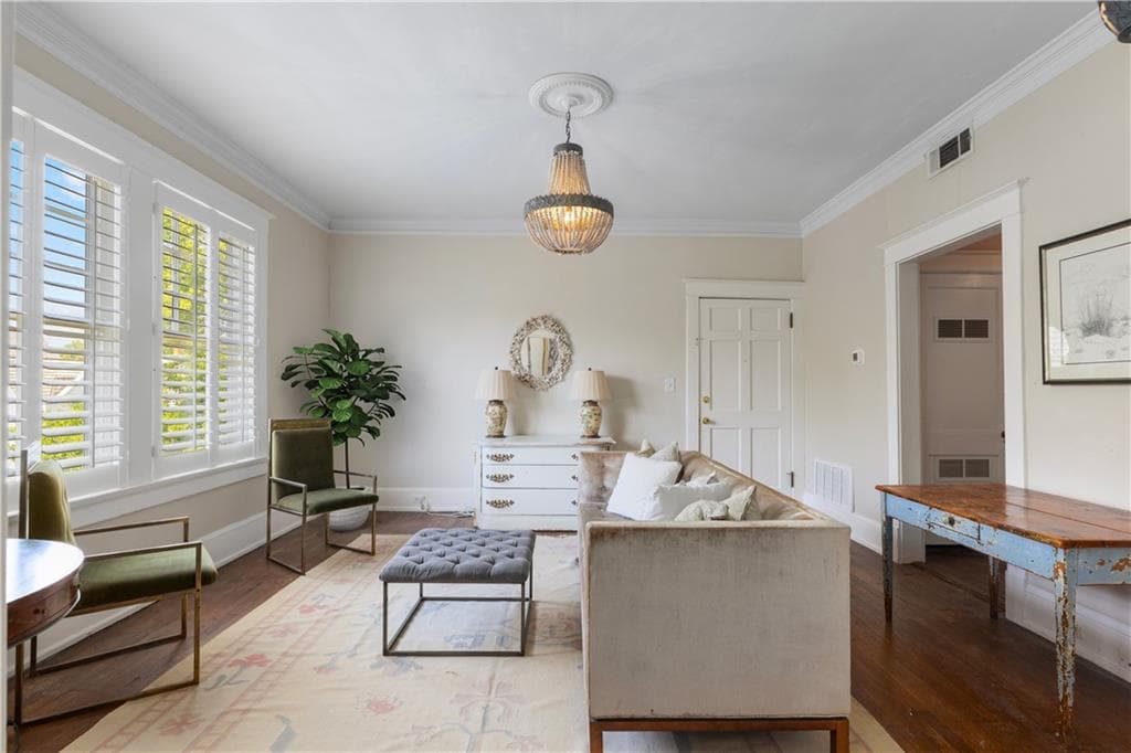 2 bedroom, 1 bathroom, 1,050 sq ft condominium for rent at 7 Park Lane J, Atlanta, GA 30309 for $2,650 a month — photo 10