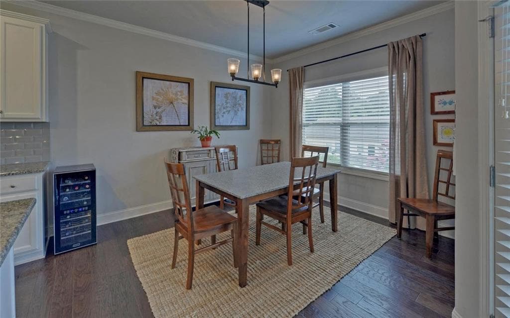 4 bedroom, 3 bathroom, 2,317 sq ft single family residence for sale at 4323 Clubside Drive, Gainesville, GA 30504 — photo 10