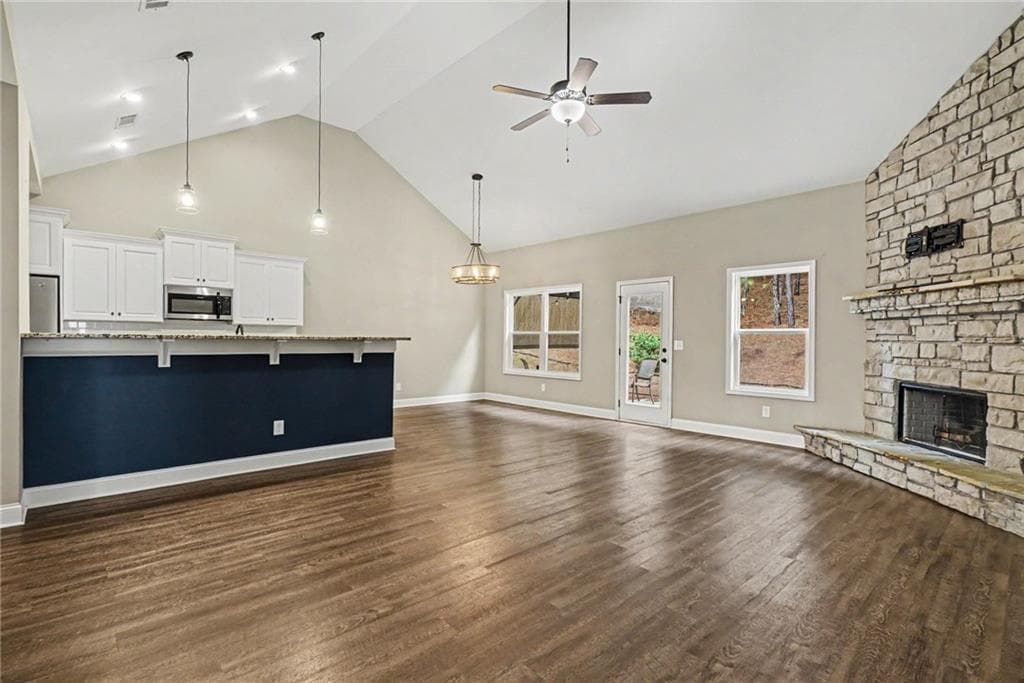3 bedroom, 2 bathroom, 1,728 sq ft single family residence for sale at 271 Alexandria Way, Dallas, GA 30132 — photo 6