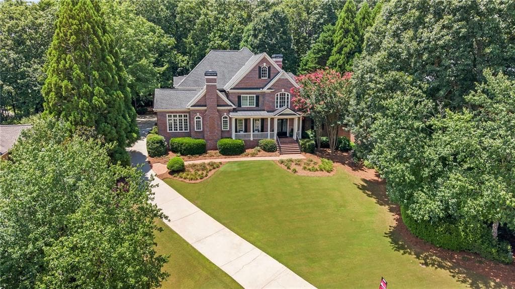 5 bedroom, 7 bathroom, 8,377 sq ft single family residence under contract at 517 Gramercy Drive, Marietta, GA 30068 — photo 6