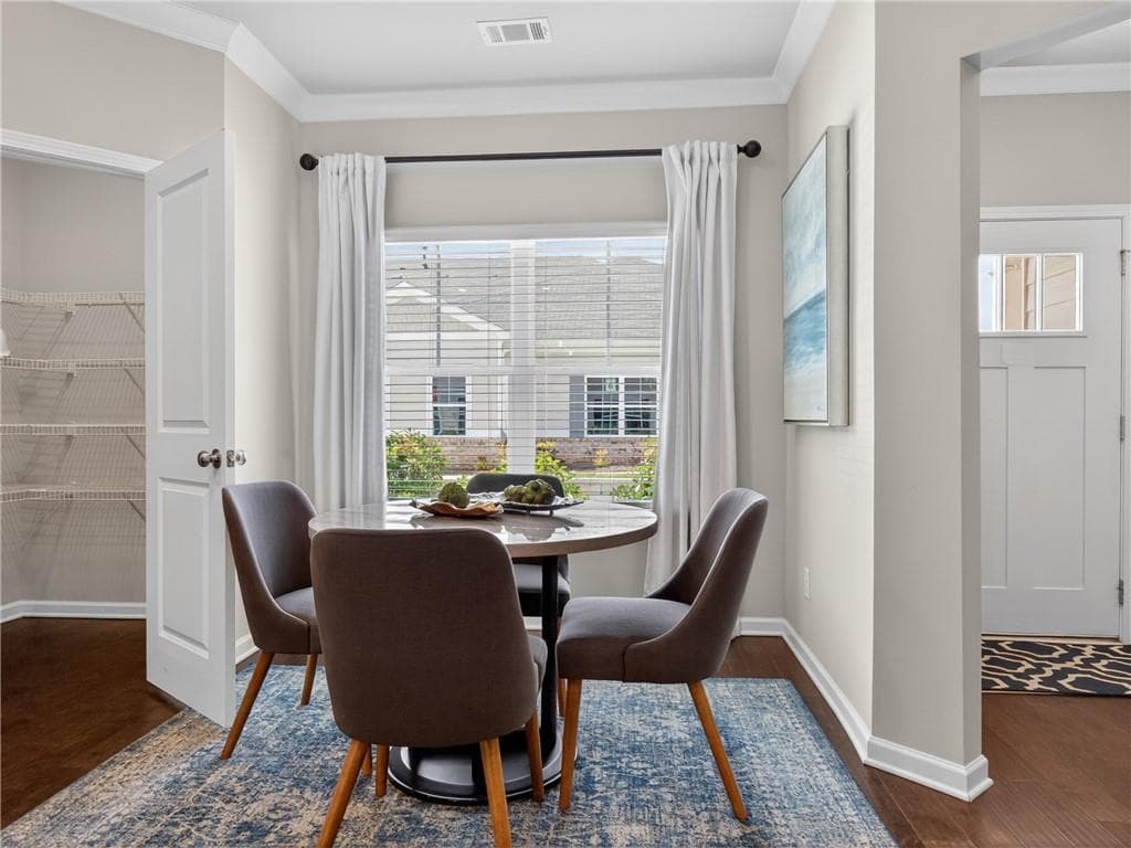 3 bedroom, 2 bathroom, 1,792 sq ft townhouse for sale at 3804 Shelleydale Drive 3, Powder Springs, GA 30127 — photo 5