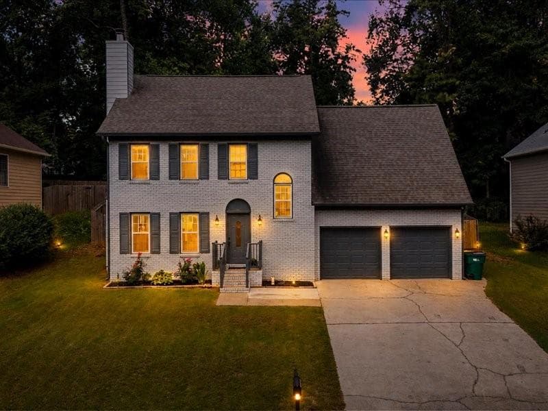 4 bedroom, 3 bathroom, 2,200 sq ft single family residence sold at 1357 Chatley Way, Woodstock, GA 30188