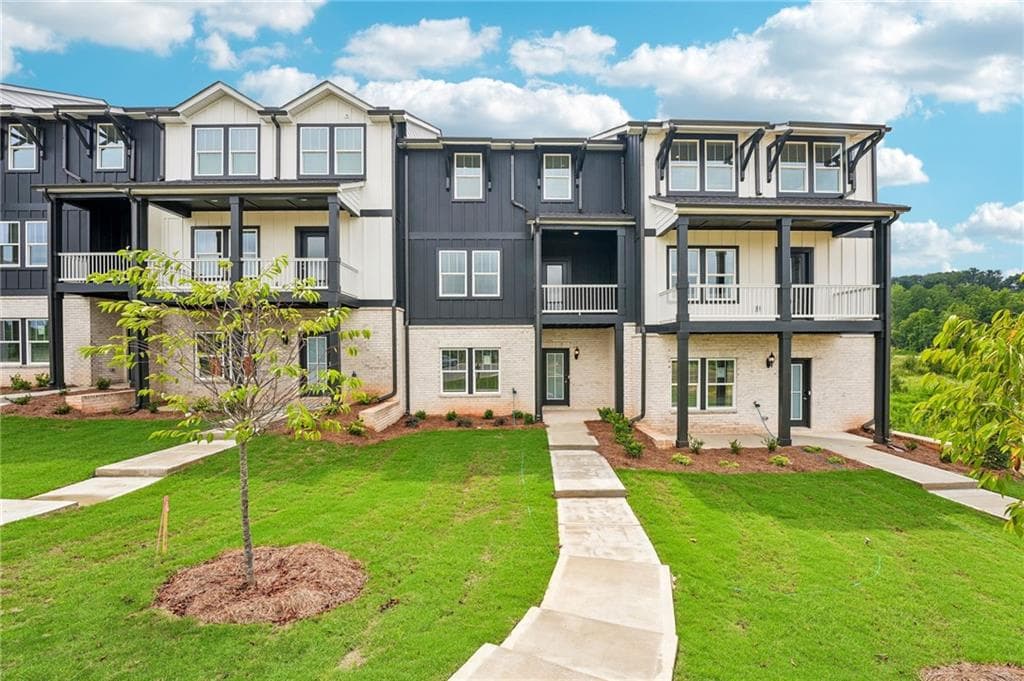 4 bedroom, 4 bathroom, 2,038 sq ft townhouse for sale at 6325 Ole Anderson Way, Cumming, GA 30041
