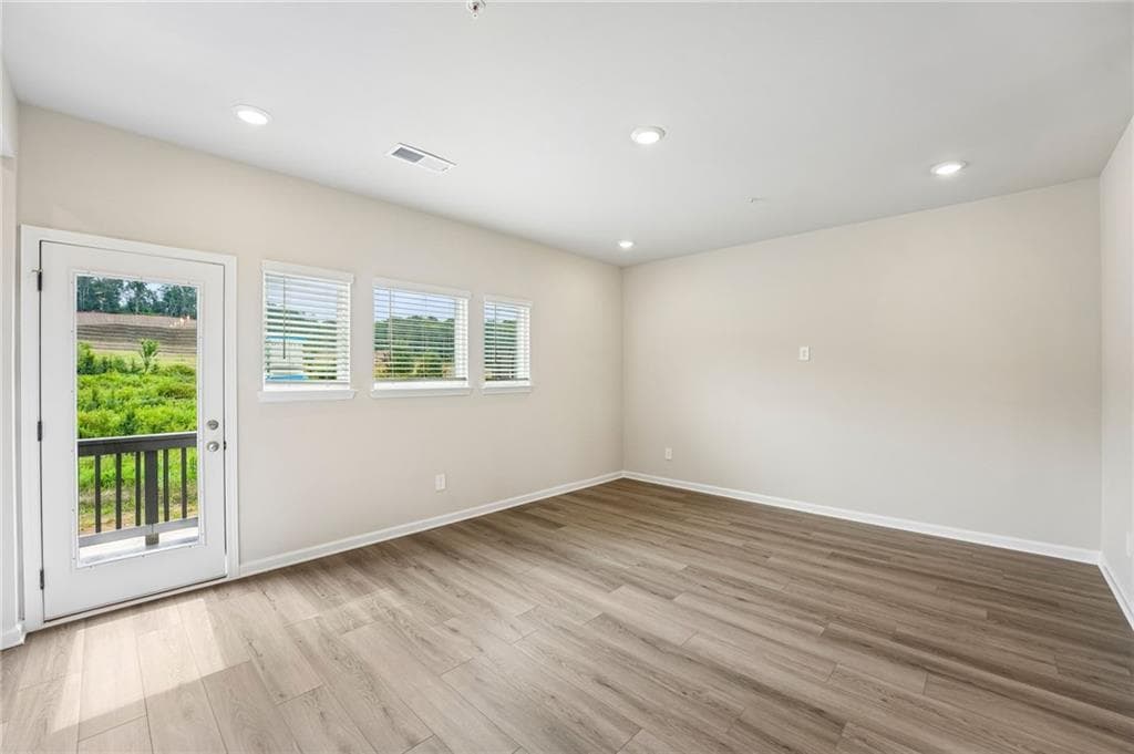 4 bedroom, 4 bathroom, 2,038 sq ft townhouse for sale at 6325 Ole Anderson Way, Cumming, GA 30041 — photo 10