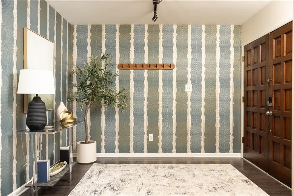 4 bedroom, 4 bathroom, 2,604 sq ft townhouse for sale at 3793 Paces Ferry West, Atlanta, GA 30339 — photo 5