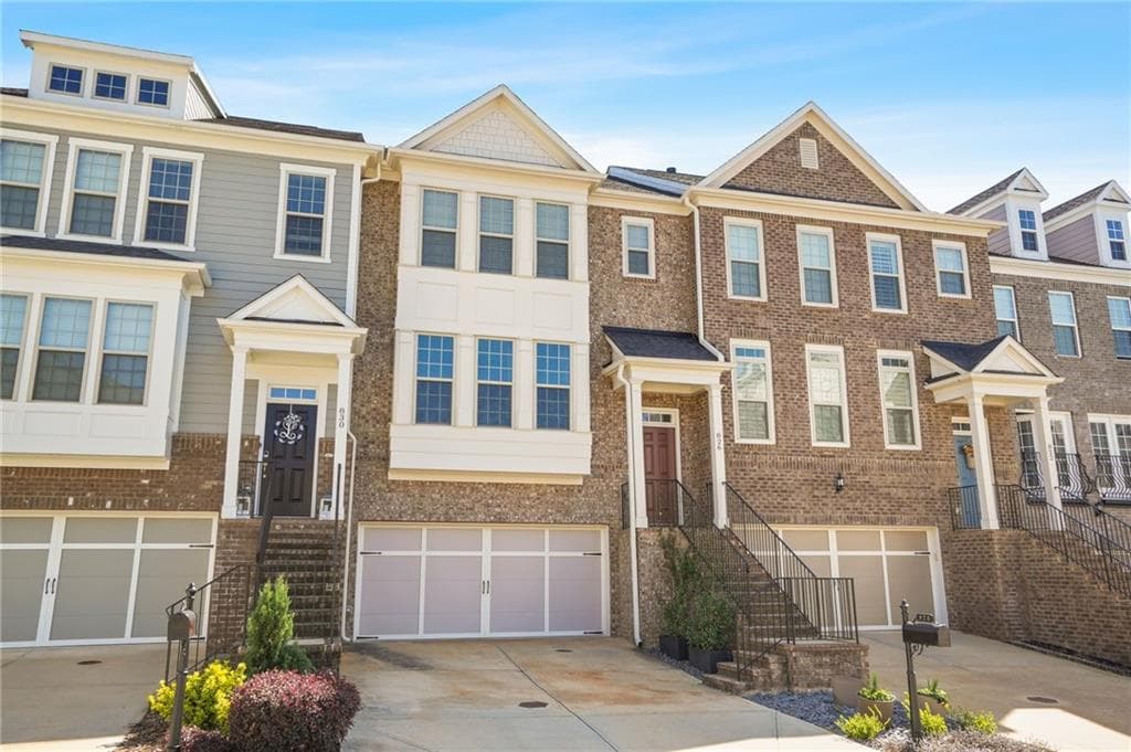 4 bedroom, 4 bathroom, 2,531 sq ft townhouse for sale at 826 Bexley Park Way, Mableton, GA 30126 — photo 3