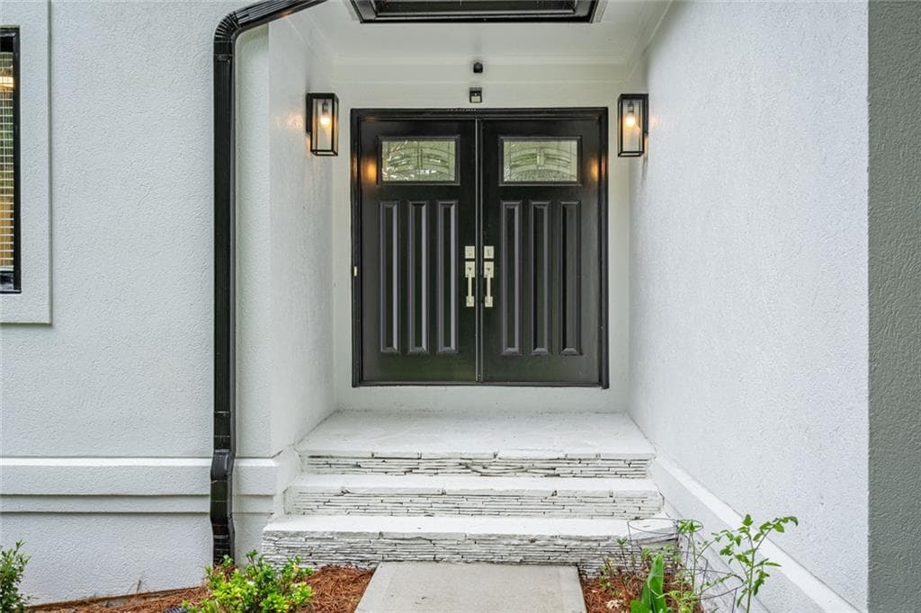 4 bedroom, 3 bathroom, 2,010 sq ft single family residence for rent at 3924 Ashford Dunwoody Road, Atlanta, GA 30319 for $3,900 a month — photo 3