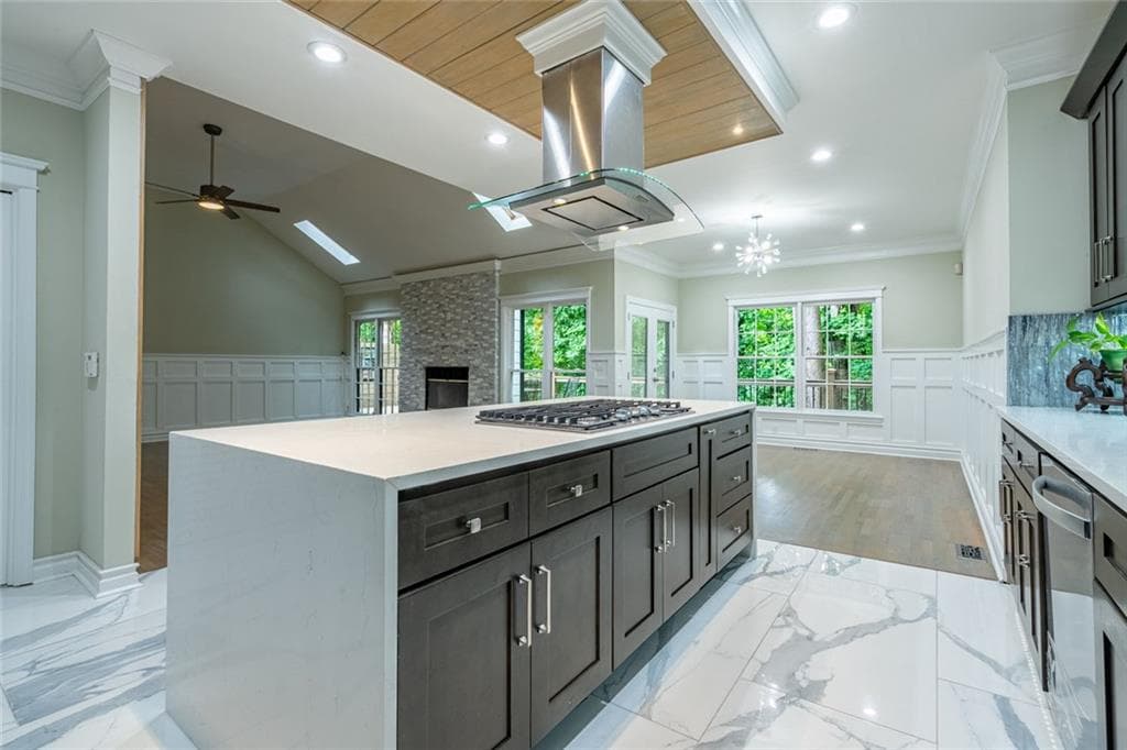 4 bedroom, 3 bathroom, 2,010 sq ft single family residence for rent at 3924 Ashford Dunwoody Road, Atlanta, GA 30319 for $3,900 a month — photo 8