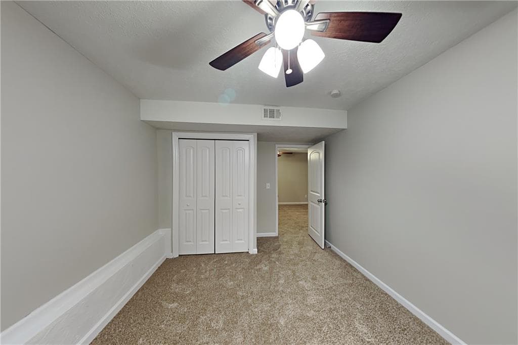 5 bedroom, 3 bathroom, 2,424 sq ft single family residence for sale at 2929 Manitoba Lane, Marietta, GA 30062 — photo 10