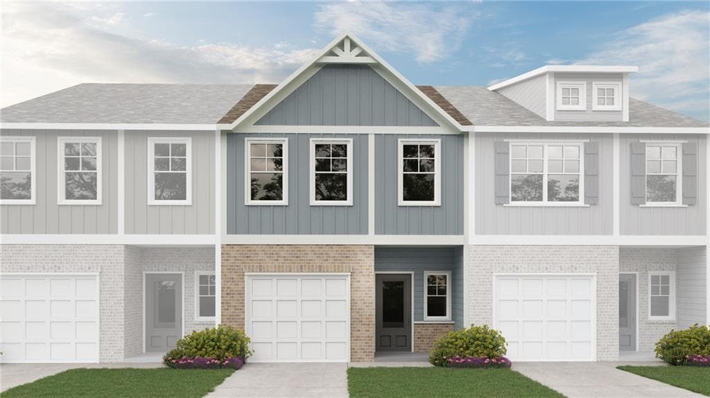 3 bedroom, 3 bathroom, 1,315 sq ft townhouse under contract at 82 Vickers Point Drive, Fairburn, GA 30213