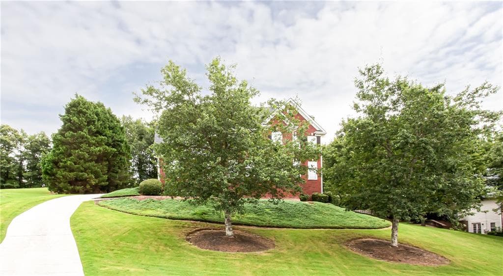 4 bedroom, 4 bathroom, 2,313 sq ft single family residence for sale at 2436 Sky Valley Drive, Dacula, GA 30019 — photo 4