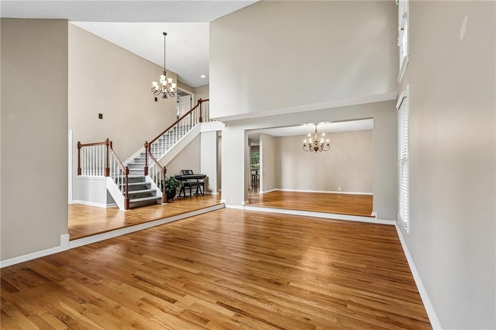 5 bedroom, 4 bathroom, 3,434 sq ft single family residence for sale at 5170 Forest Run Trace, Johns Creek, GA 30022 — photo 9