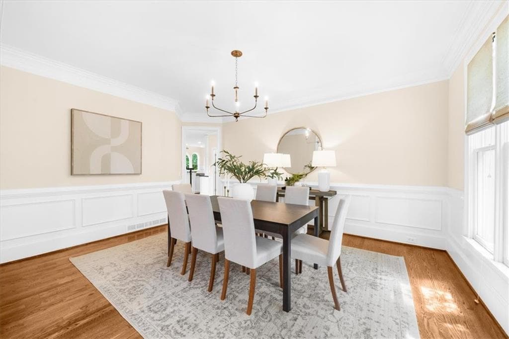 6 bedroom, 5 bathroom, 6,342 sq ft single family residence under contract at 230 Willow Glade Point, Johns Creek, GA 30022 — photo 7