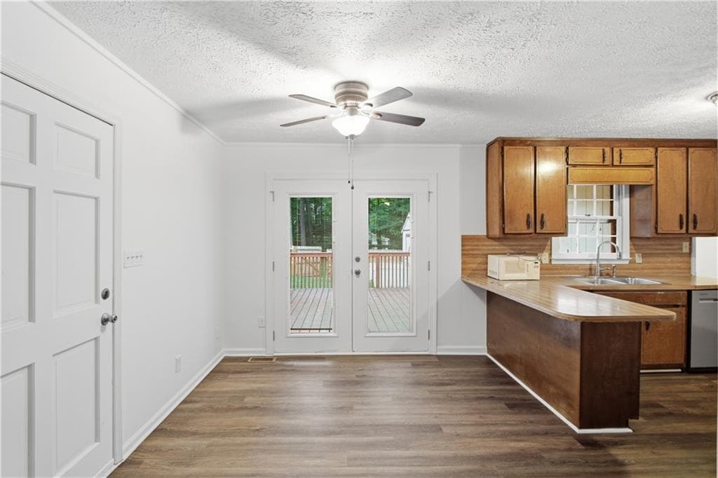 3 bedroom, 2 bathroom, 1,536 sq ft single family residence under contract at 671 Toonigh Road, Canton, GA 30115 — photo 9