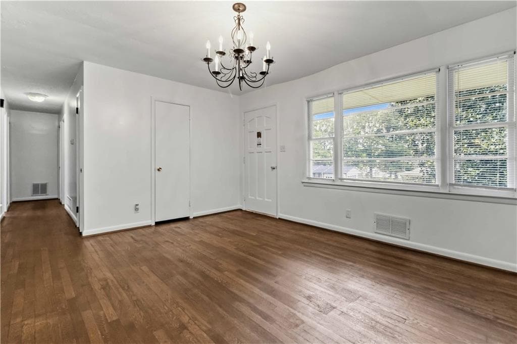 3 bedroom, 2 bathroom, 1,866 sq ft single family residence under contract at 4406 Arcadia Drive, Norcross, GA 30093 — photo 6