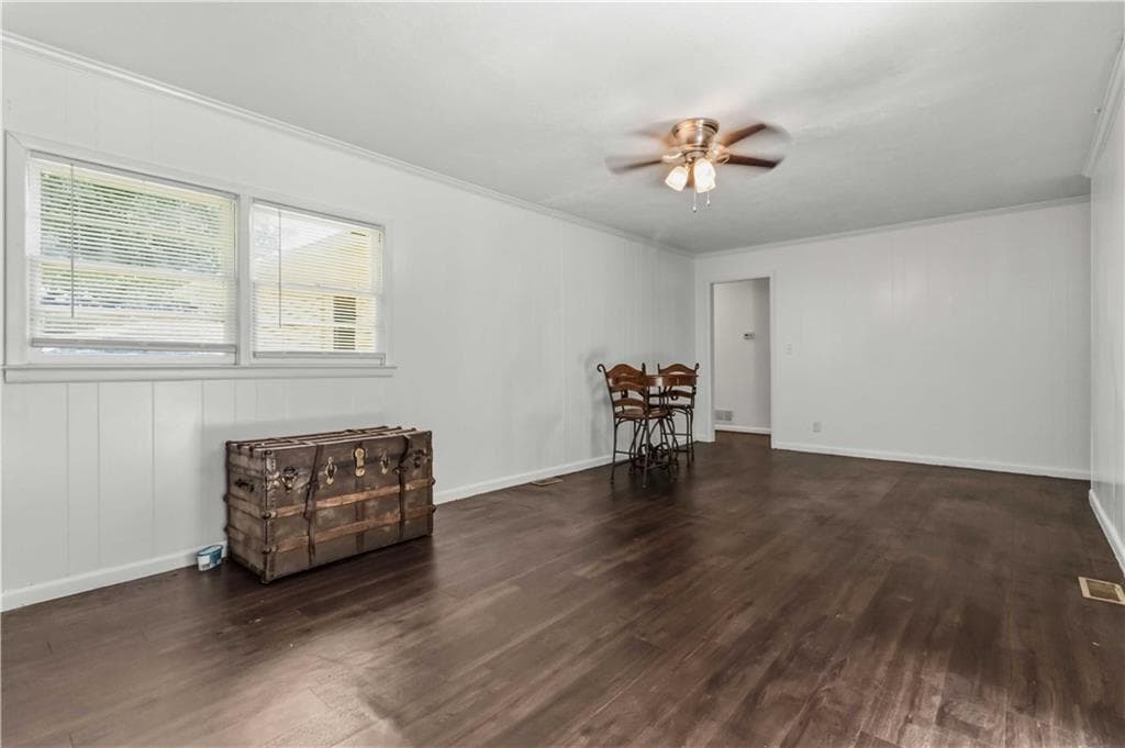 3 bedroom, 2 bathroom, 1,866 sq ft single family residence under contract at 4406 Arcadia Drive, Norcross, GA 30093 — photo 9