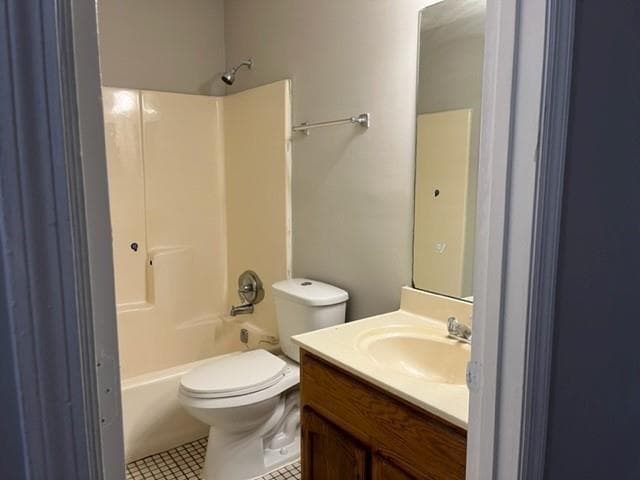 3 bedroom, 2 bathroom, 1,241 sq ft single family residence for rent at 818 Greenhedge Drive, Stone Mountain, GA 30088 for $1,500 a month — photo 5