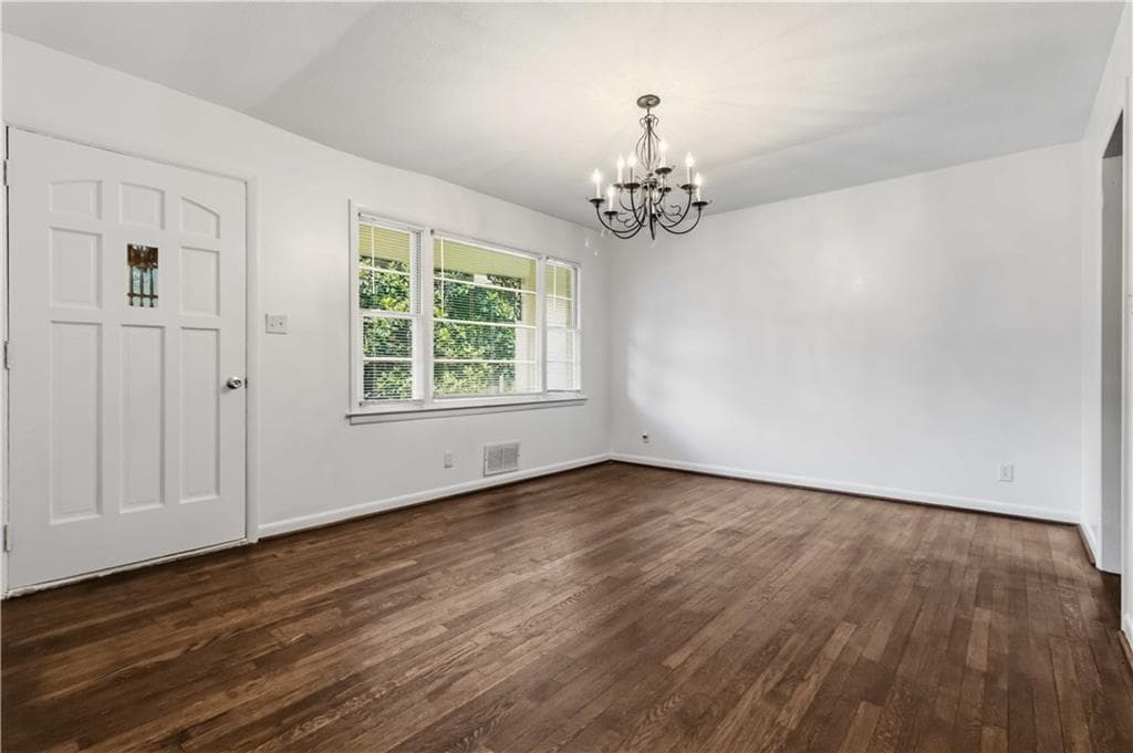 3 bedroom, 2 bathroom, 1,866 sq ft single family residence under contract at 4406 Arcadia Drive, Norcross, GA 30093 — photo 5