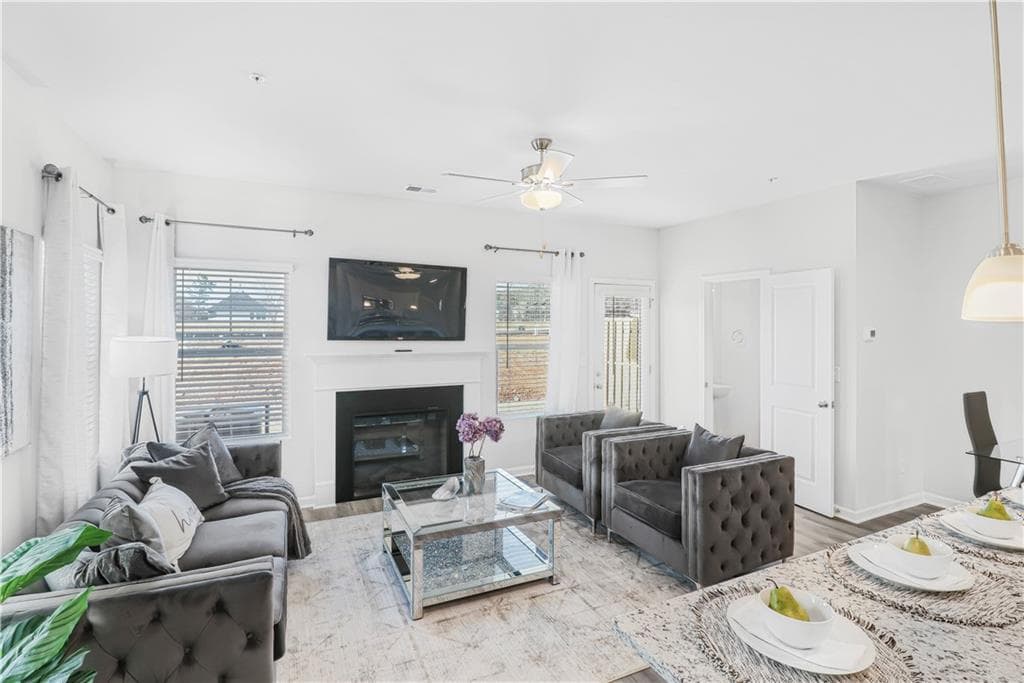 3 bedroom, 3 bathroom, 1,315 sq ft townhouse for sale at 88 Vickers Point Drive, Fairburn, GA 30213 — photo 10