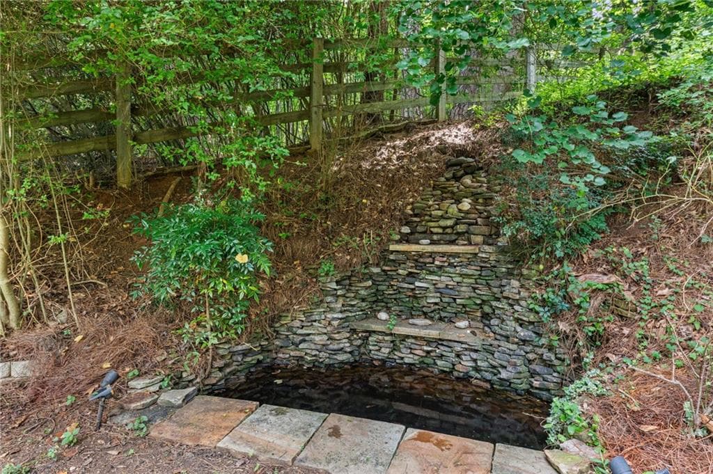 4 bedroom, 2 bathroom, 2,088 sq ft single family residence for sale at 702 Osco Parkway, Woodstock, GA 30188 — photo 3