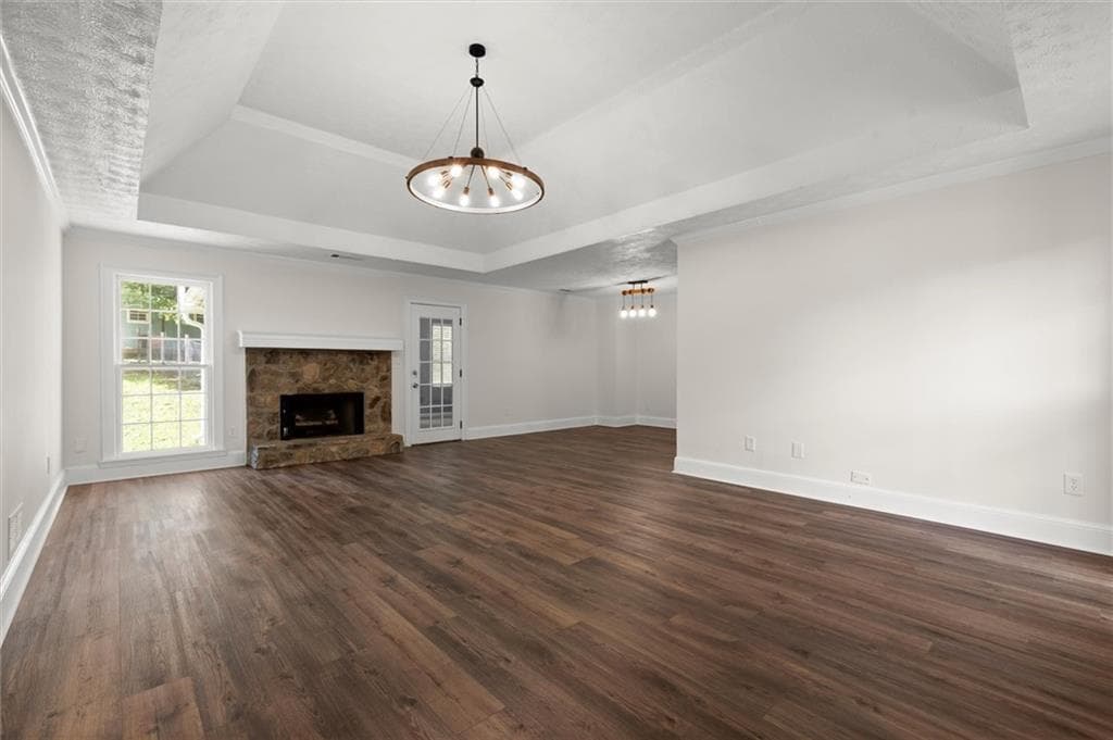 4 bedroom, 3 bathroom, 2,037 sq ft single family residence under contract at 5015 Logans Run, Loganville, GA 30052 — photo 7