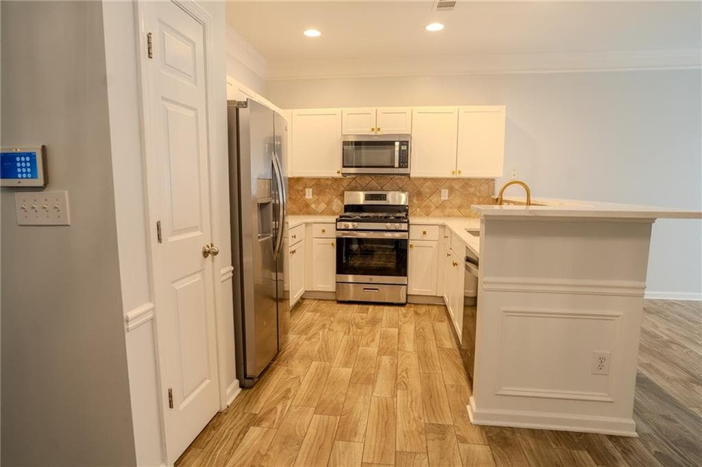 2 bedroom, 3 bathroom, 1,511 sq ft townhouse for sale at 776 Tulip Poplar Way, Lawrenceville, GA 30044 — photo 9