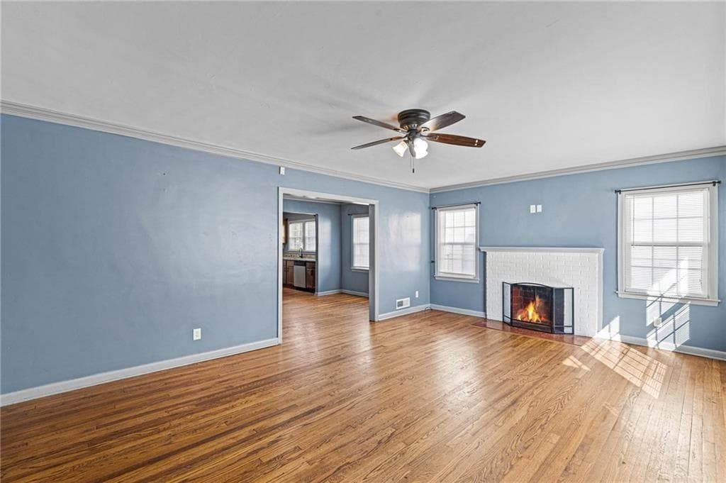 5 bedroom, 3 bathroom, 1,295 sq ft single family residence for sale at 280 Holly Road, Atlanta, GA 30314 — photo 2