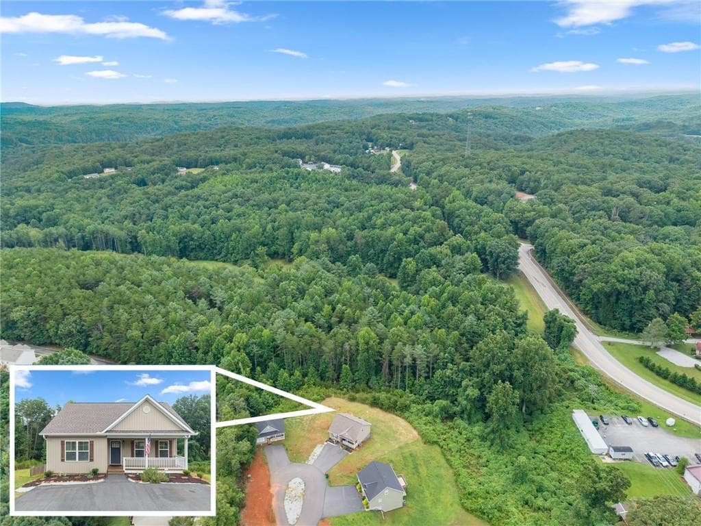 4 bedroom, 4 bathroom, 2,565 sq ft single family residence under contract at 54 Great Works Drive, Dahlonega, GA 30533