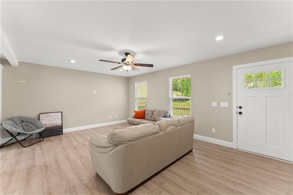 4 bedroom, 4 bathroom, 2,565 sq ft single family residence under contract at 54 Great Works Drive, Dahlonega, GA 30533 — photo 5