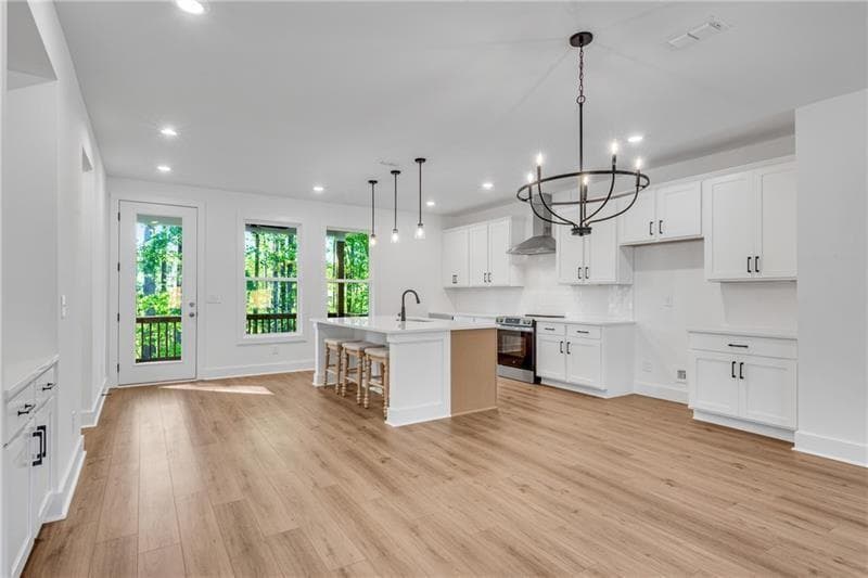 4 bedroom, 4 bathroom, 2,539 sq ft townhouse under contract at 2739 Hallwood Lane, Suwanee, GA 30024 — photo 7