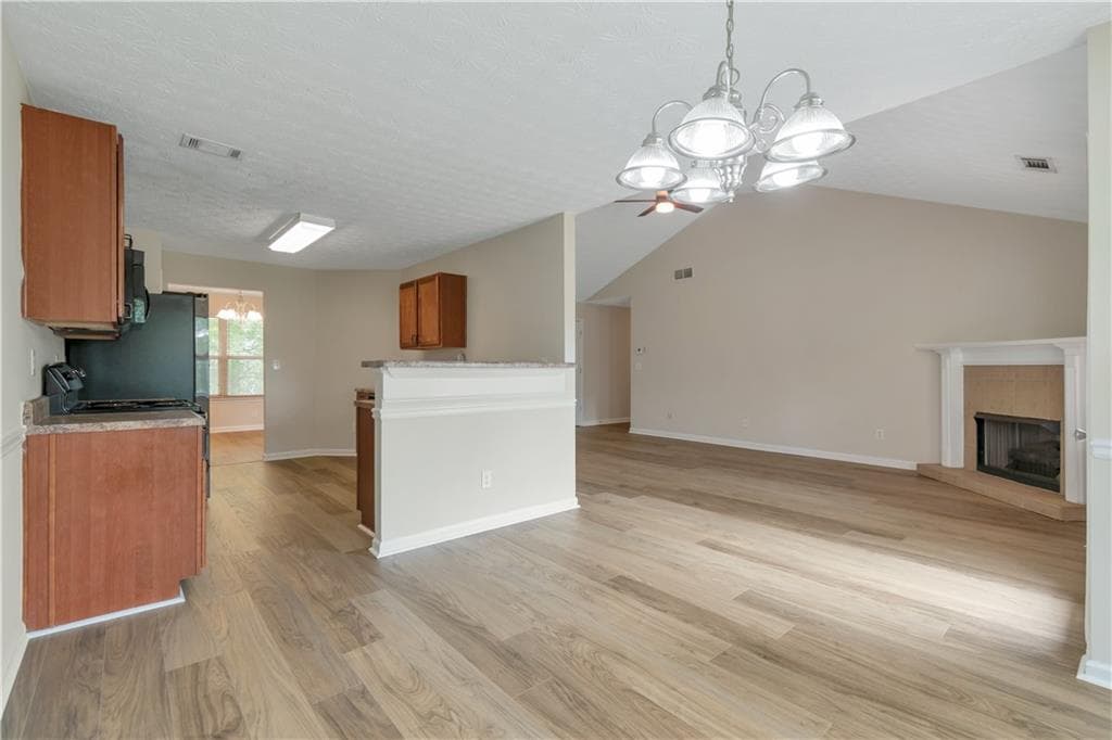 4 bedroom, 2 bathroom, 2,146 sq ft single family residence for rent at 3168 Meadow Point Drive, Snellville, GA 30039 for $2,085 a month — photo 6