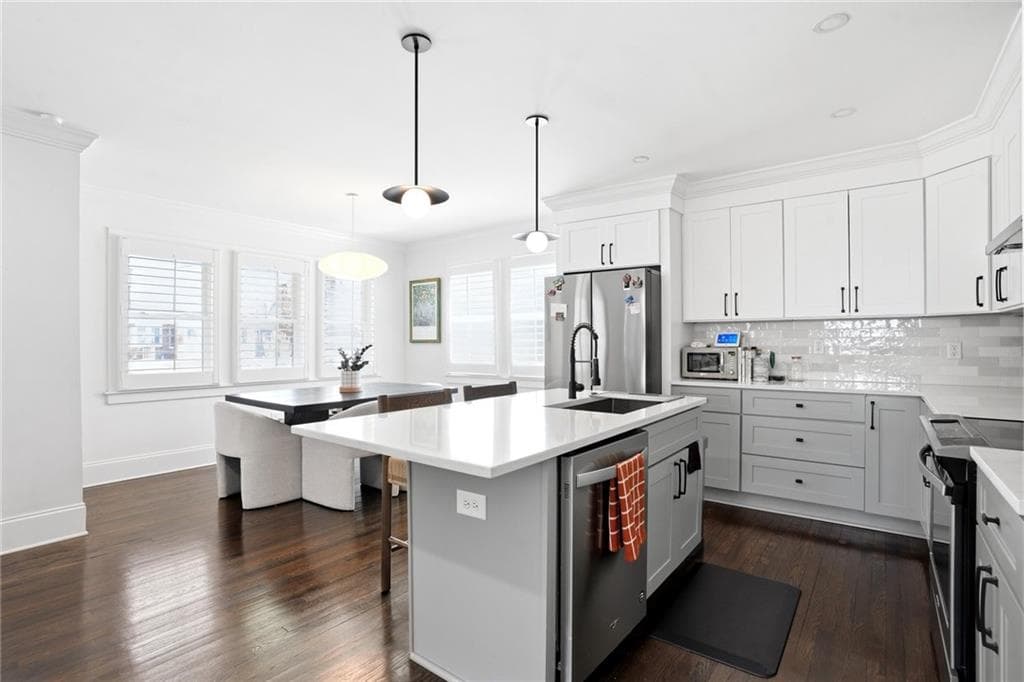 3 bedroom, 2 bathroom, 1,658 sq ft single family residence for rent at 496 Shannon Drive, Atlanta, GA 30310 for $2,990 a month — photo 7