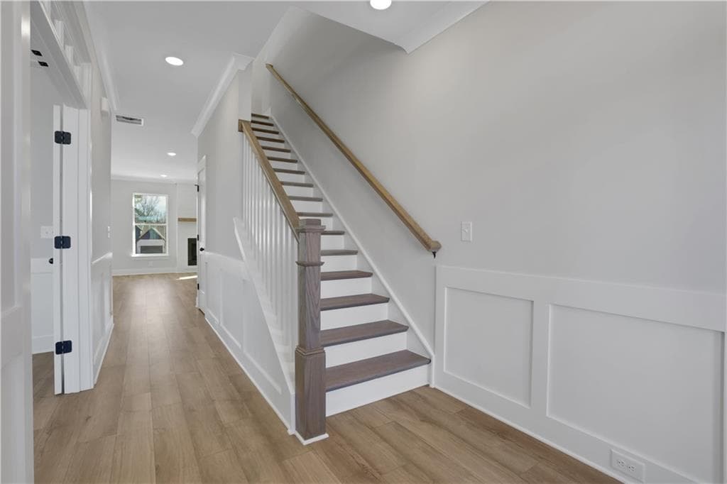 4 bedroom, 3 bathroom, 2,486 sq ft single family residence for sale at 206 Coffee Lane, Hoschton, GA 30548 — photo 4