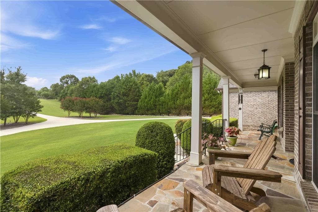 4 bedroom, 5 bathroom, 4,938 sq ft single family residence under contract at 5350 Old Pendergrass Road, Jefferson, GA 30549 — photo 6