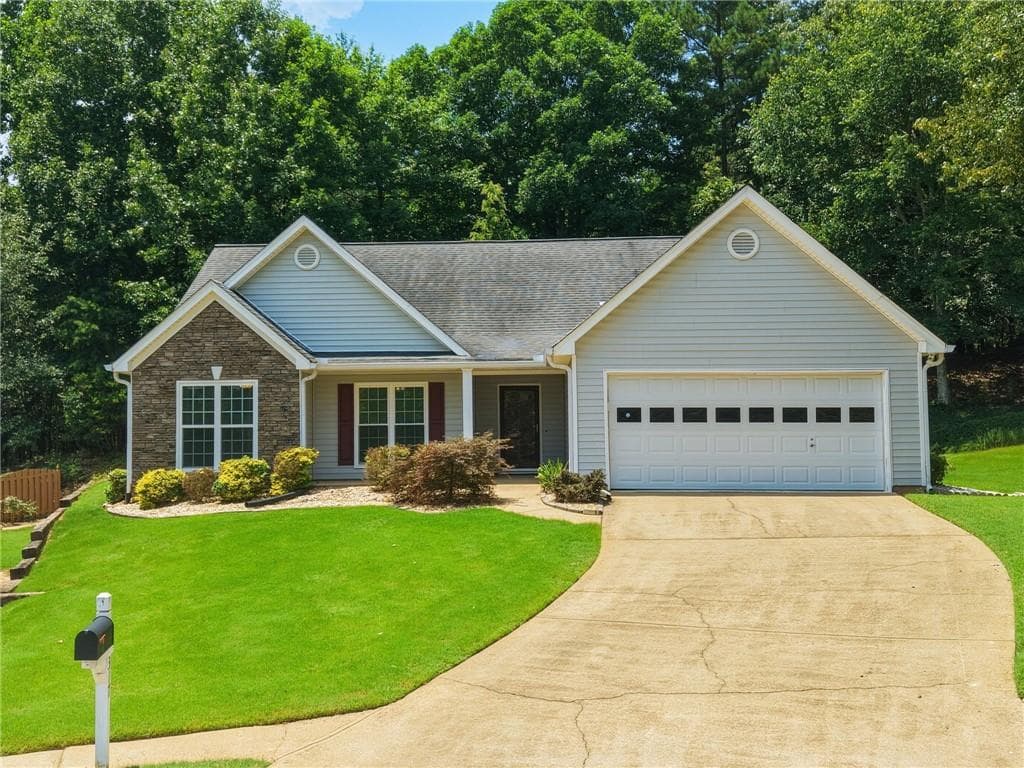 3 bedroom, 2 bathroom, 1,743 sq ft single family residence for sale at 317 Hemington Way, Sugar Hill, GA 30518 — photo 2