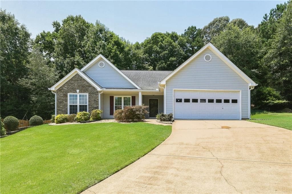 3 bedroom, 2 bathroom, 1,743 sq ft single family residence for sale at 317 Hemington Way, Sugar Hill, GA 30518 — photo 4
