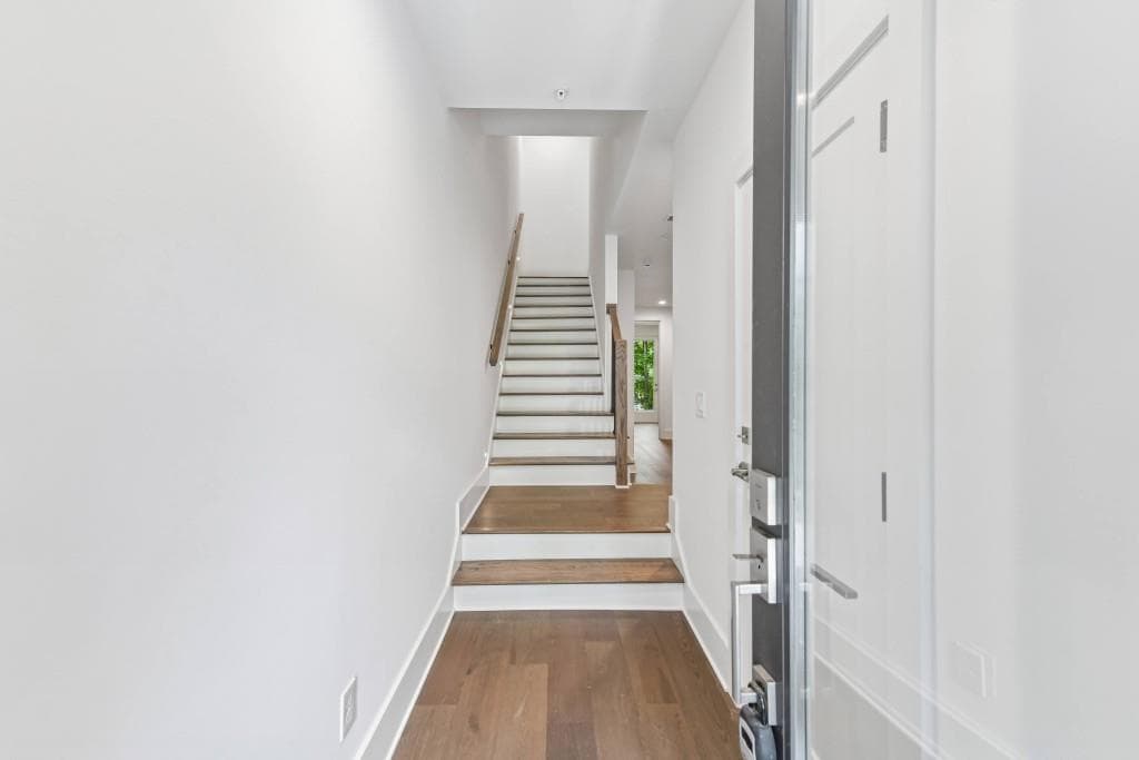 4 bedroom, 5 bathroom, 3,140 sq ft townhouse for sale at 424 Cedar Dust Drive, Decatur, GA 30030 — photo 5