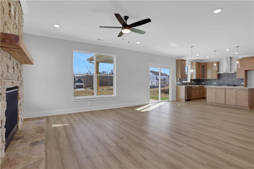 4 bedroom, 3 bathroom, 2,591 sq ft single family residence for sale at 216 Coffee Lane, Hoschton, GA 30548 — photo 8