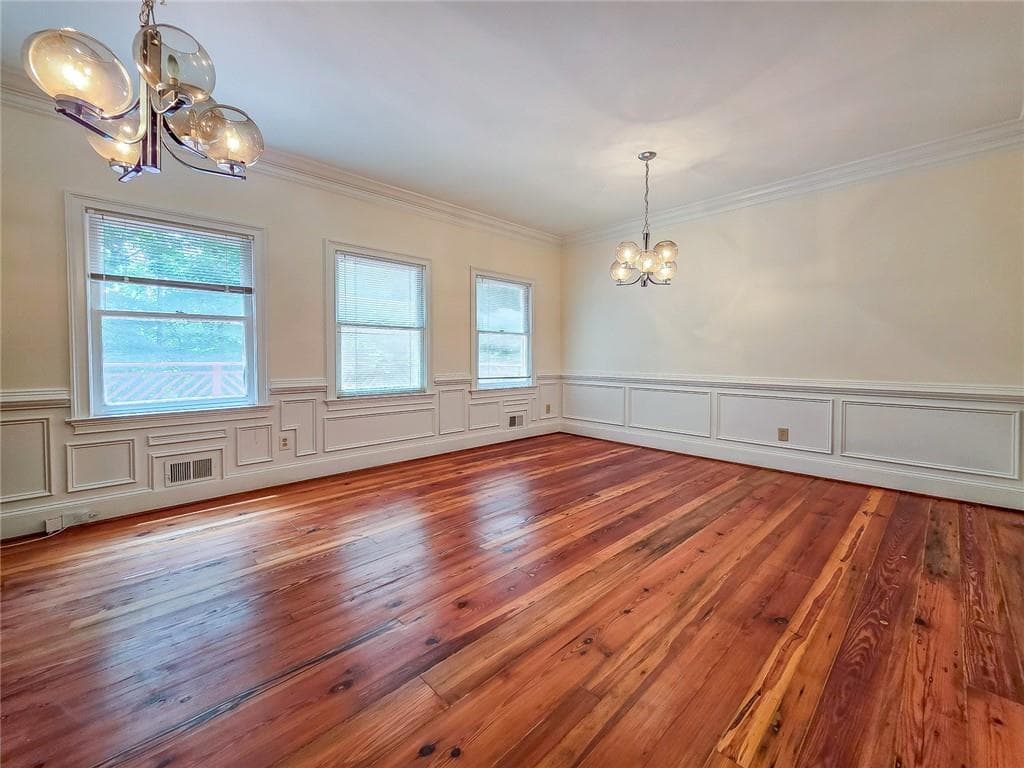 5 bedroom, 5 bathroom, 5,988 sq ft single family residence for sale at 5599 Stone Creek Drive, Stone Mountain, GA 30087 — photo 8