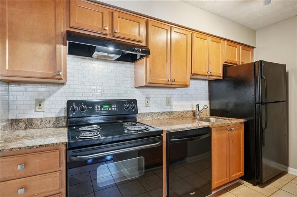 1 bedroom, 1 bathroom, 625 sq ft condominium for sale at 3115 Seven Pines Court 207, Atlanta, GA 30339 — photo 6