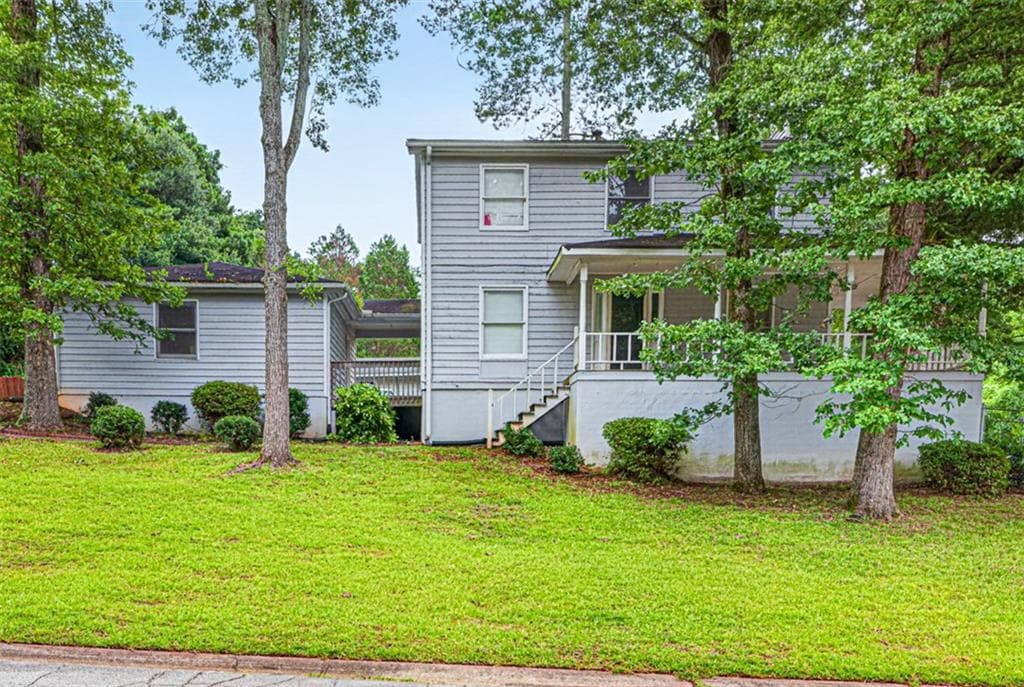 4 bedroom, 4 bathroom, 2,800 sq ft single family residence under contract at 3356 Benton Harbor Court, Decatur, GA 30034 — photo 2
