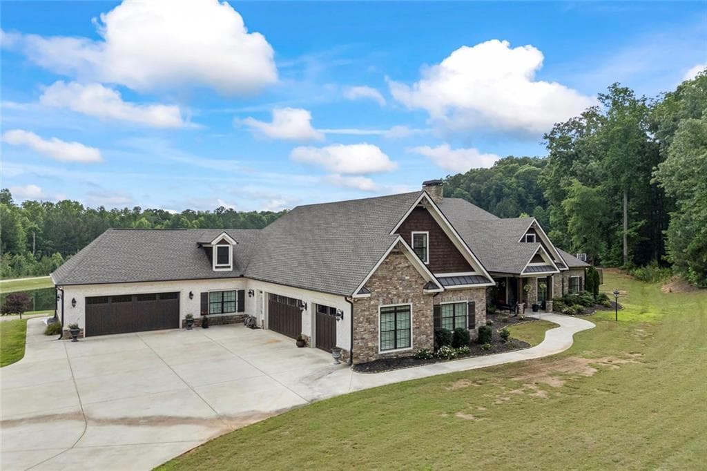 4 bedroom, 5 bathroom, 5,580 sq ft single family residence for sale at 206 Highgrove Estates Drive, Monroe, GA 30655 — photo 4