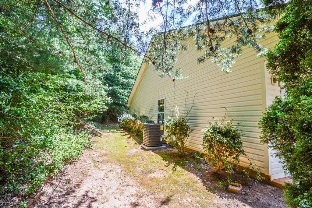2 bedroom, 2 bathroom, 1,164 sq ft condominium for sale at 4012 Hidden Hollow Terrace A, Gainesville, GA 30506 — photo 5