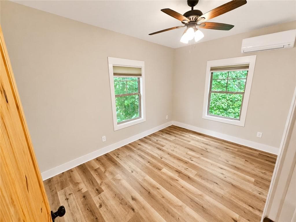 3 bedroom, 2 bathroom, 1,830 sq ft single family residence for sale at 330 Glenridge Drive, Cleveland, GA 30528 — photo 8