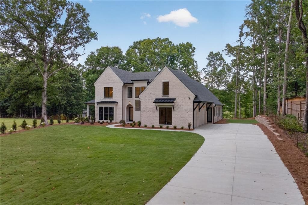 5 bedroom, 5 bathroom, 5,300 sq ft single family residence for sale at 2271 Mitchell Road, Lawrenceville, GA 30043 — photo 3