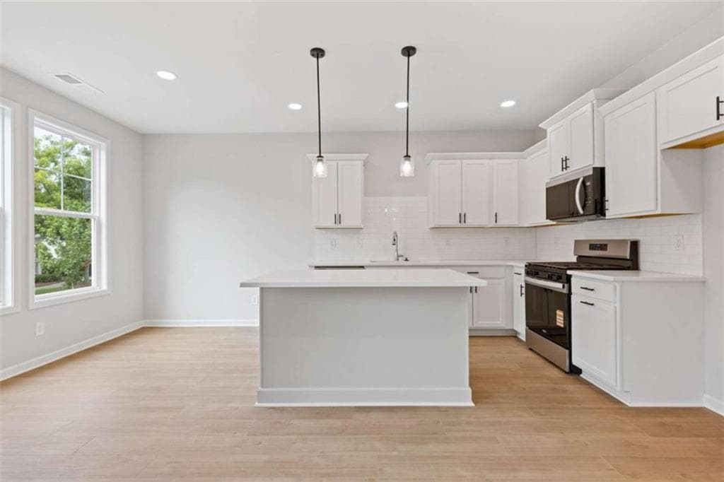 3 bedroom, 3 bathroom, 1,762 sq ft townhouse for sale at 379 Summerville Lane 12, Athens, GA 30606 — photo 6